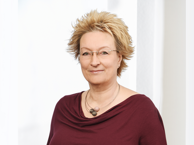 Iris Bodenbender: ITC and administration